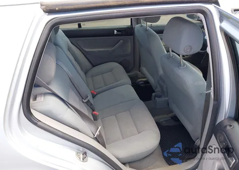 2006 Volkswagen Golf Gls из США, поврежденный, VIN 9BWGL61J864002554